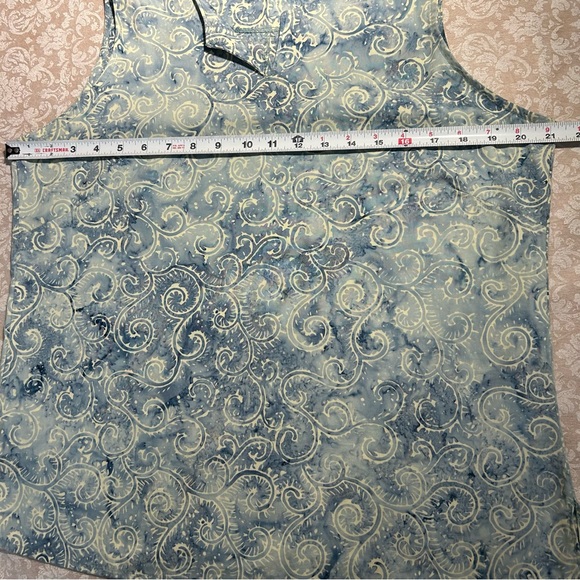 Wild Iris~Watercolor Hand Crafted Sleeveless Artsy Blue Scrolls Cotton Large Top - Picture 9 of 10